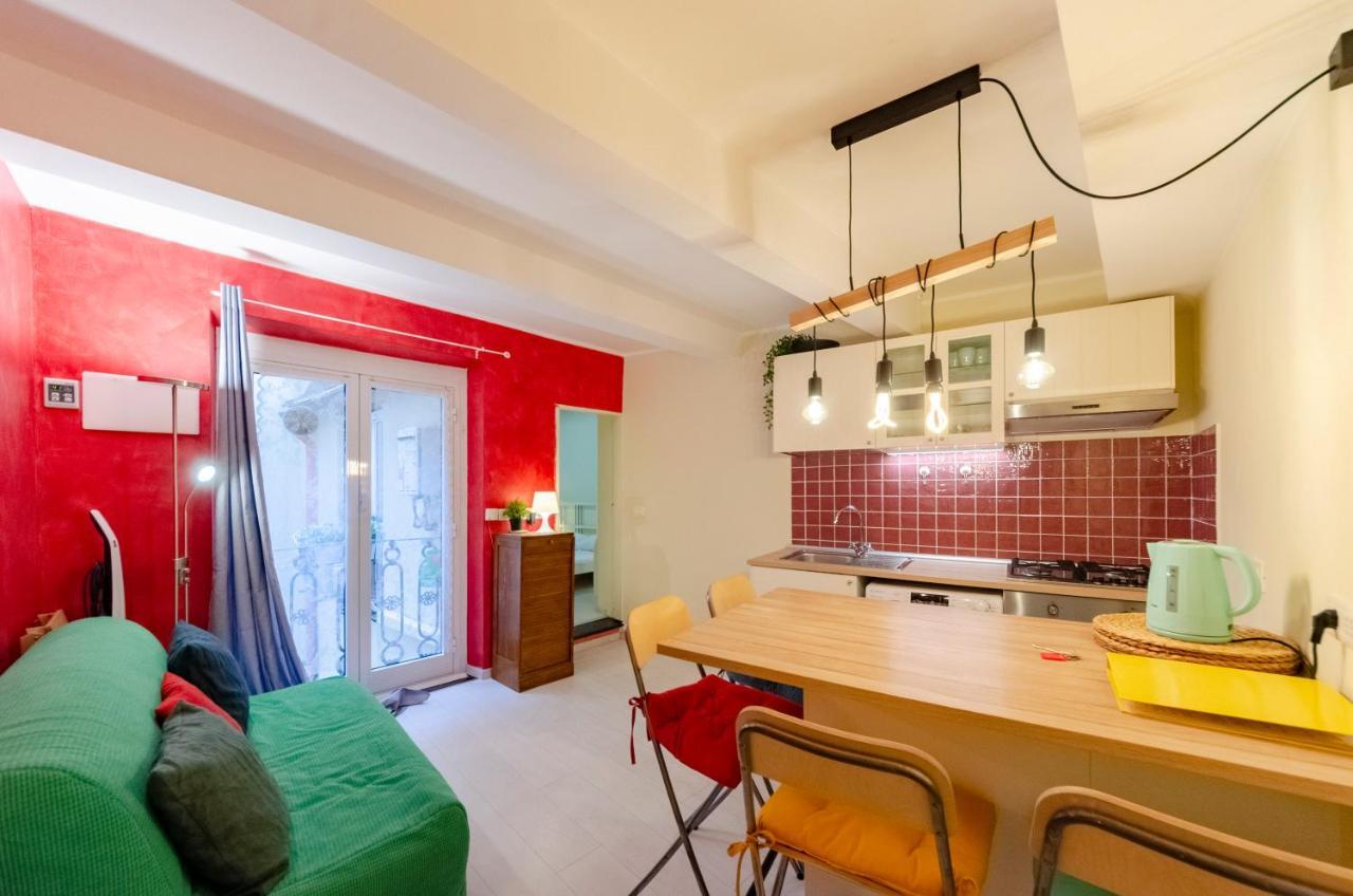 Апартаменты Joivy Cosy Flat In The Centre Генуя Экстерьер фото