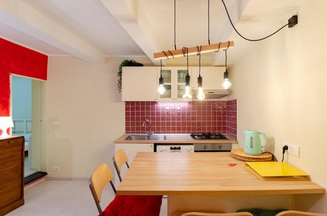 Апартаменты Joivy Cosy Flat In The Centre Генуя Экстерьер фото
