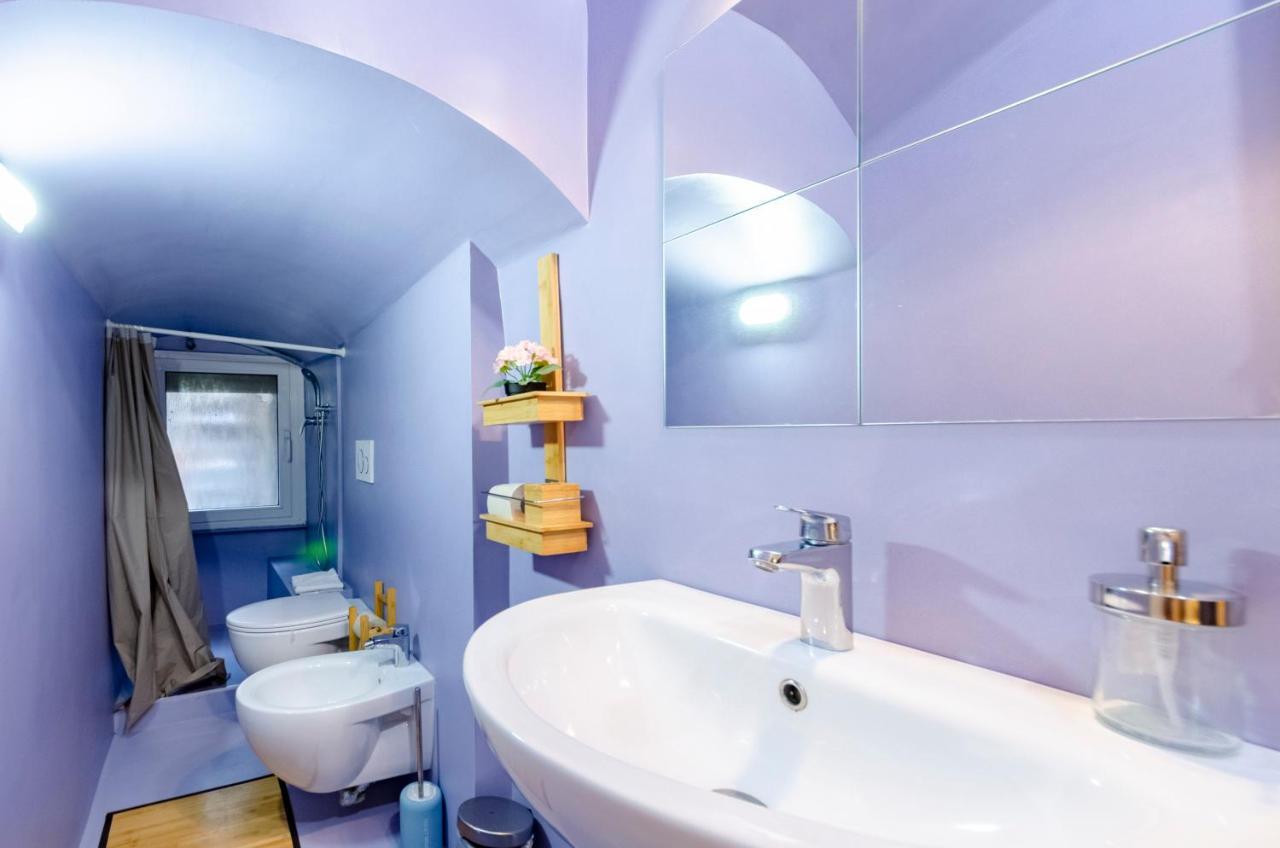 Апартаменты Joivy Cosy Flat In The Centre Генуя Экстерьер фото